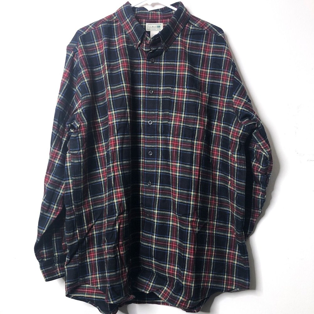 L.L. Bean Men's XL Scotch Plaid Flannel Button Down Shirt ItemID 228061